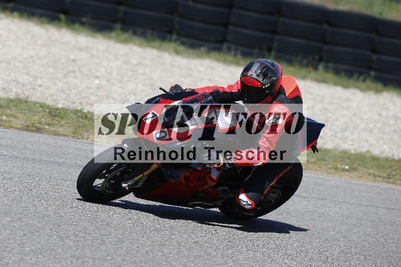 /07 09.04.2026 Cornu Master School ADR/Gruppe gruen/70